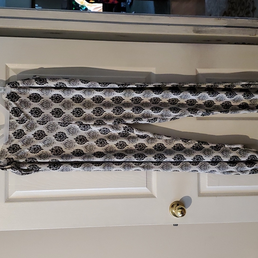 WOMENS PAJAMA OR LOUNGE PANTS